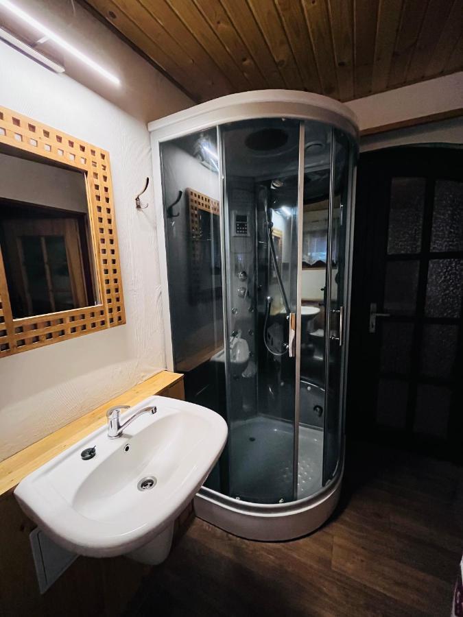 Apartma Luxura 데친 외부 사진