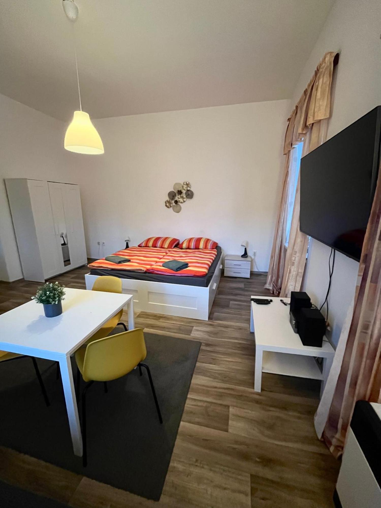 Apartma Luxura 데친 외부 사진